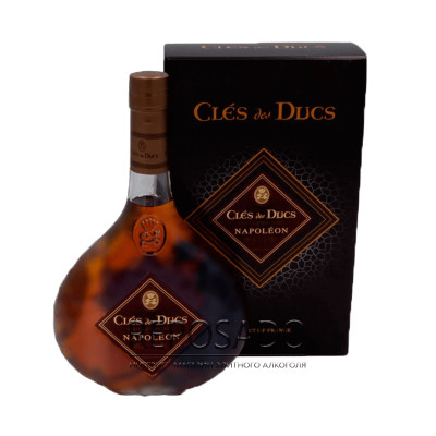 Armagnac Cles des Ducs Napoleon gift box 0.7L (Арманьяк Кле де Дюк Наполеон 0,7л)