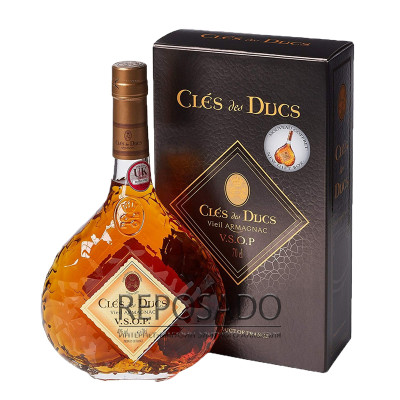 Armagnac Cles des Ducs VSOP gift box 0.7L (Кле де Дюк ВСОП 0.7л коробка)