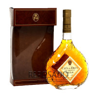 Armagnac Cles des Ducs VSOP 1L (Кле де Дюк ВСОП коробка 1л)