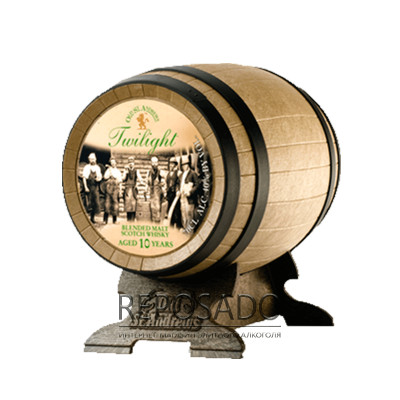 Clubhouse Blended Scotch Whisky 10YO Barrel 0,7L (Віскі Клабхаус Блендед Скотч 10 років бочка + коробка 0,7л)
