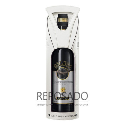 Beluga Noble in leather box 1L (Білуга Нобл у шкіряному футлярі 1л)